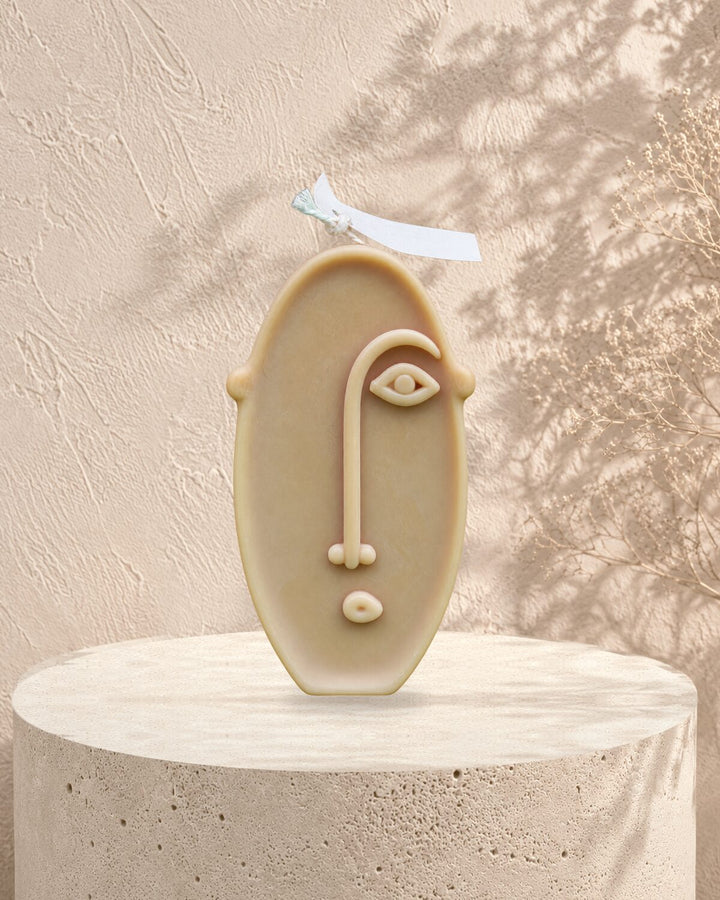 Translation missing: fr.Visage d'argile — Sable en situation — visage abstrait ovale, cire sable, Loredana Candles