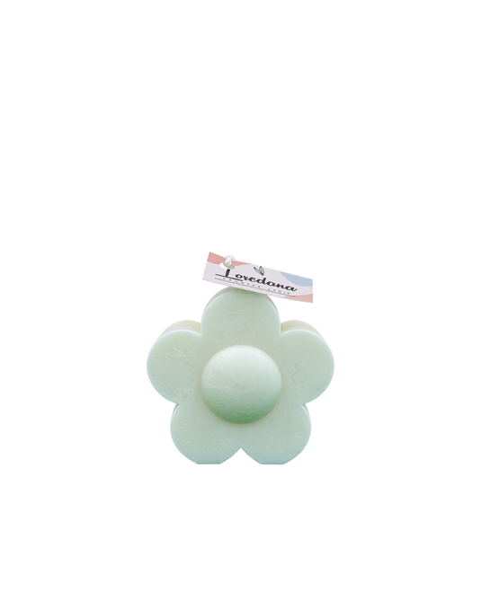 Translation missing: fr.Fleur rétro — Vert d'eau — marguerite rétro sculptée, cire vert d'eau, bougie artisanale Loredana Candles